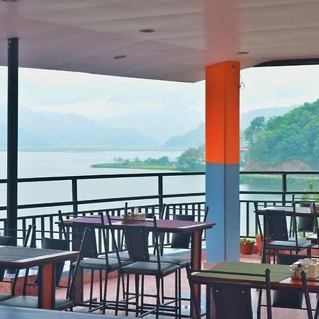 Hotel Direction Pokhara Exteriör bild