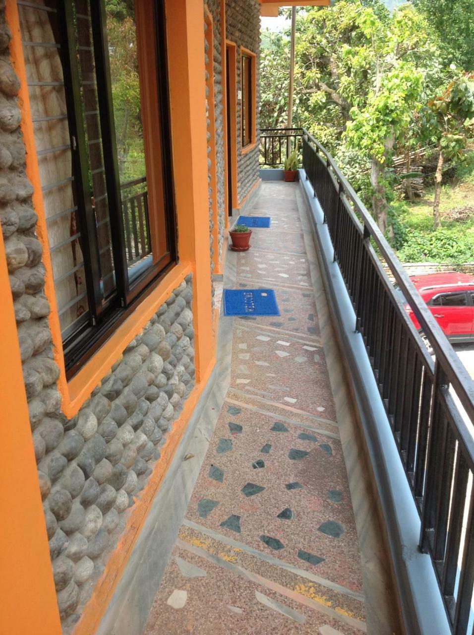 Hotel Direction Pokhara Exteriör bild