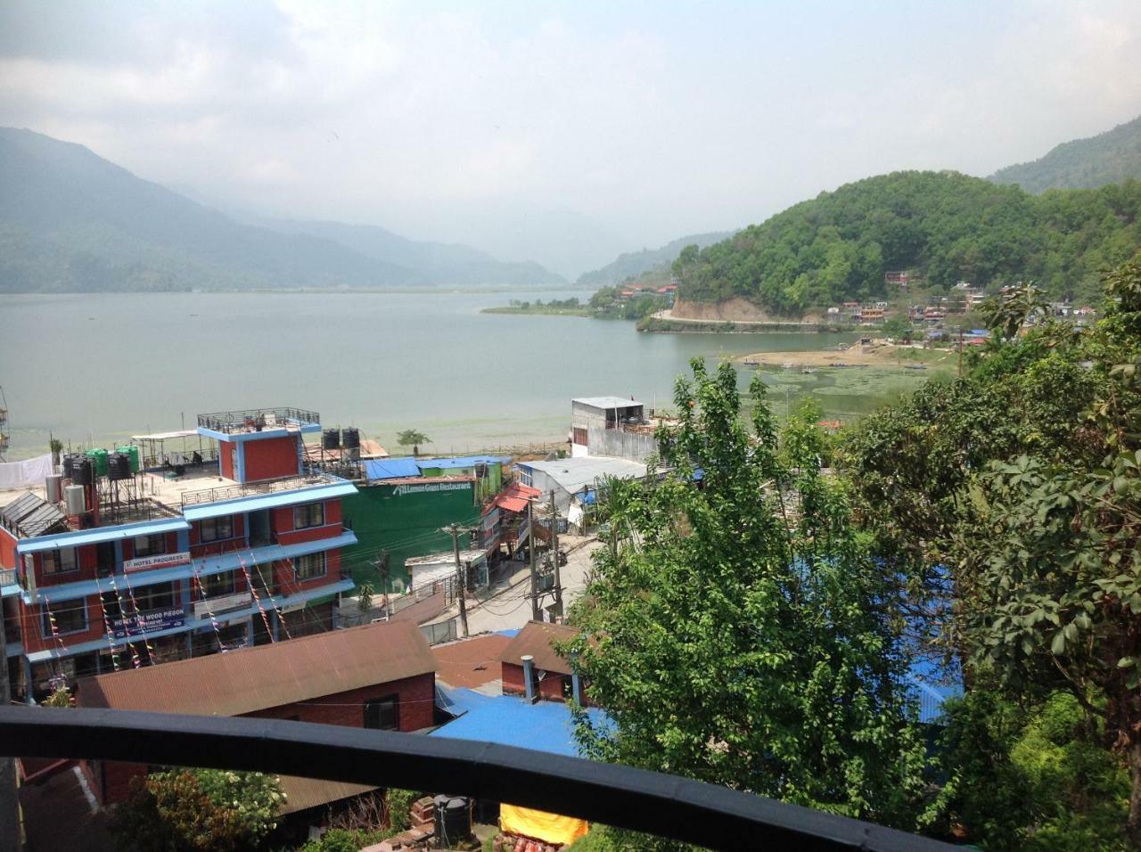Hotel Direction Pokhara Exteriör bild