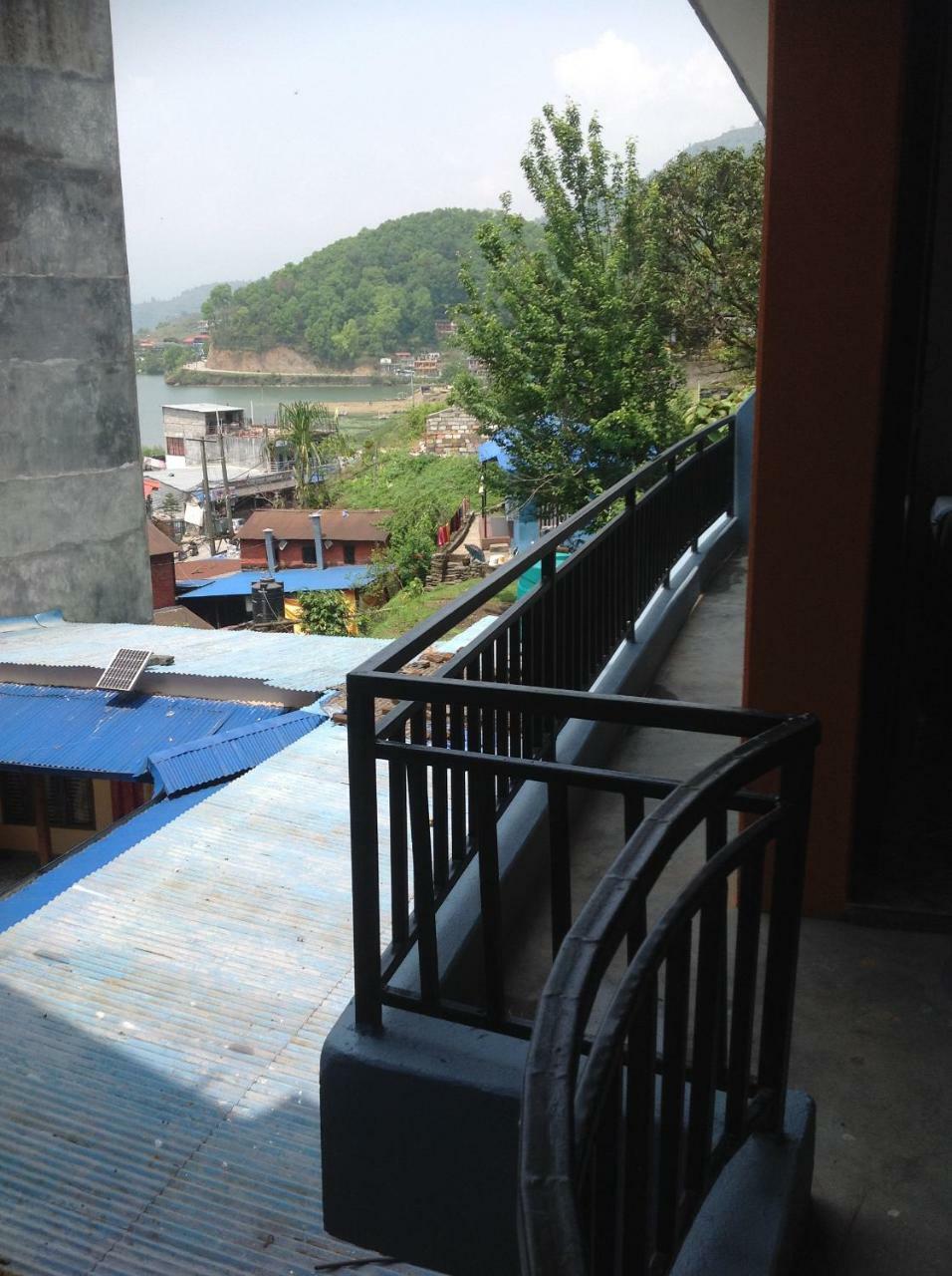 Hotel Direction Pokhara Exteriör bild