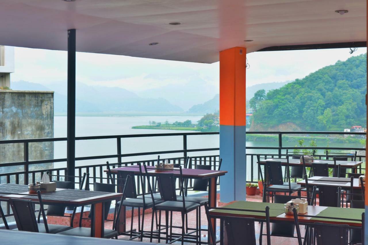 Hotel Direction Pokhara Exteriör bild