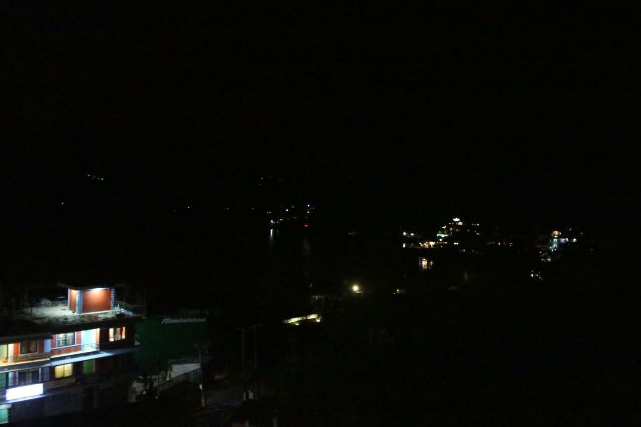 Hotel Direction Pokhara Exteriör bild
