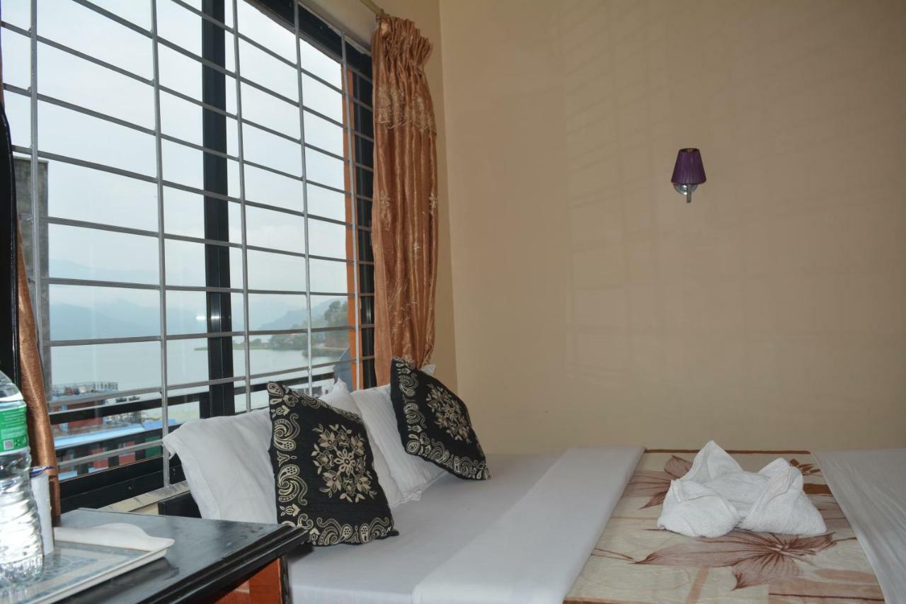 Hotel Direction Pokhara Exteriör bild