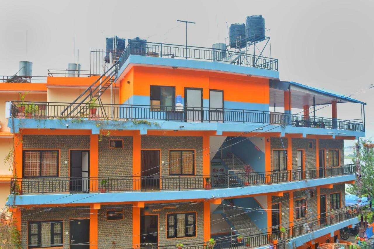 Hotel Direction Pokhara Exteriör bild